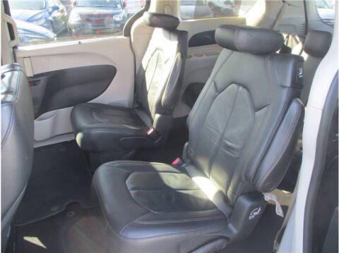 2018 Chrysler Pacifica Touring L