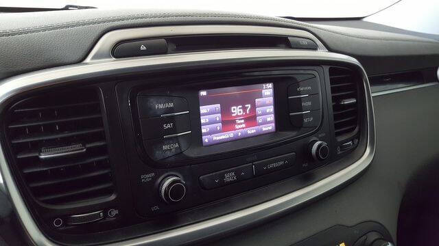 2016 Kia Sorento EX V6