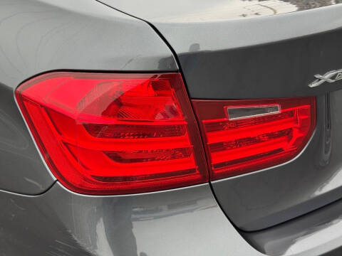 2013 BMW 3 Series 328i xDrive