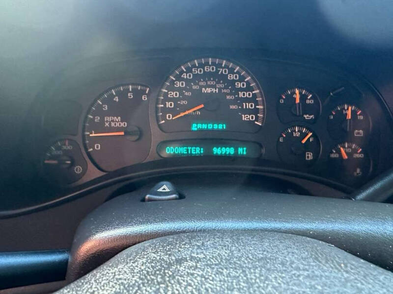 2005 Chevrolet Suburban 2500 LT