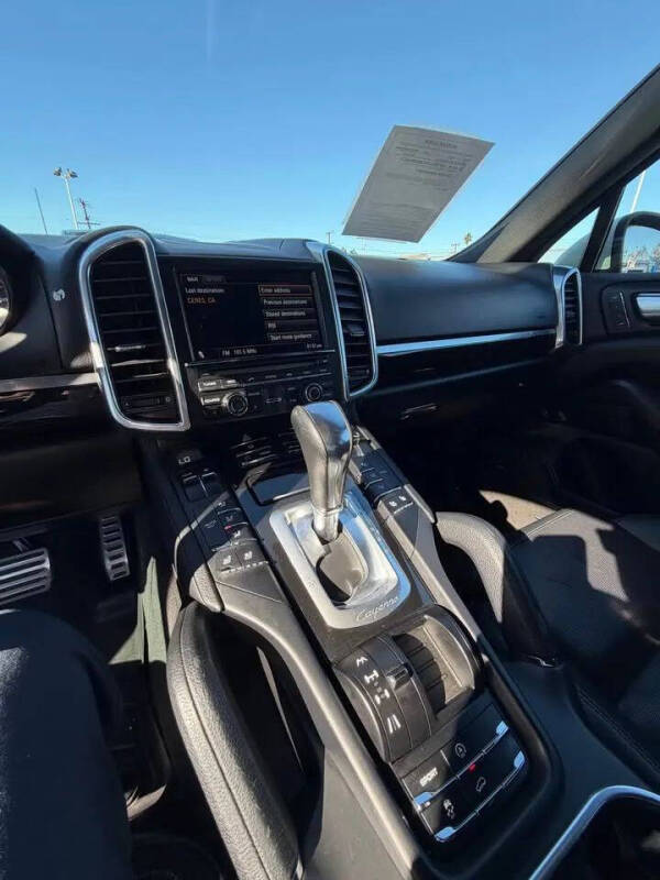 2011 Porsche Cayenne S