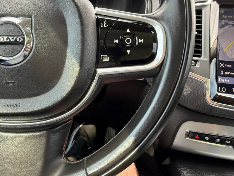 2018 Volvo XC90 T5 Momentum 7-Passenger