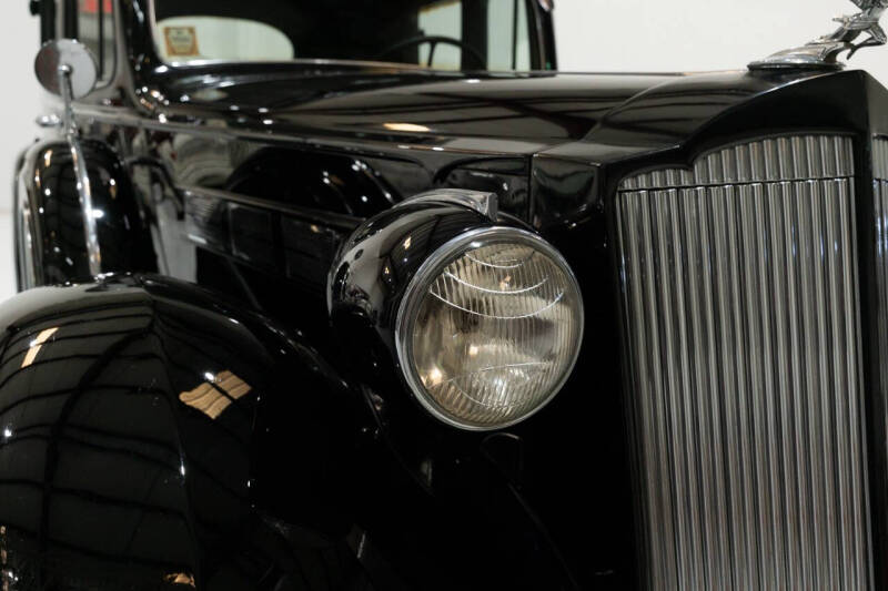 1937 Packard Super Eight