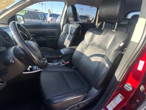 2020 Mitsubishi Outlander SEL