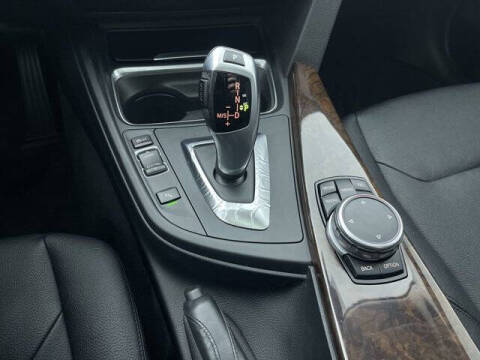 2015 BMW 3 Series 320i xDrive