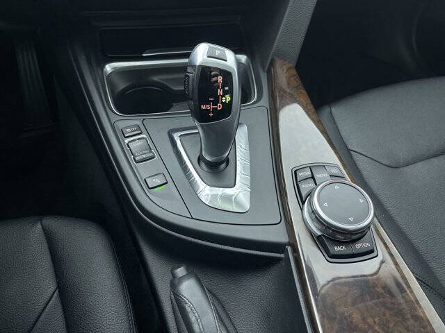 2015 BMW 3 Series 320i xDrive