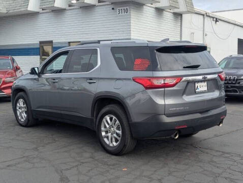 2018 Chevrolet Traverse LT Cloth