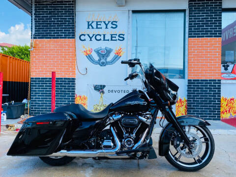2019 Harley-Davidson Awesome Street Glide