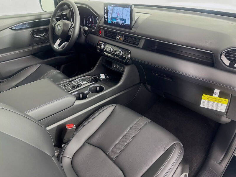 2025 Honda Pilot Touring