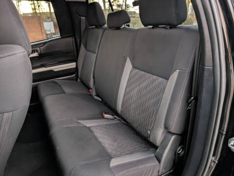 2015 Toyota Tundra SR5