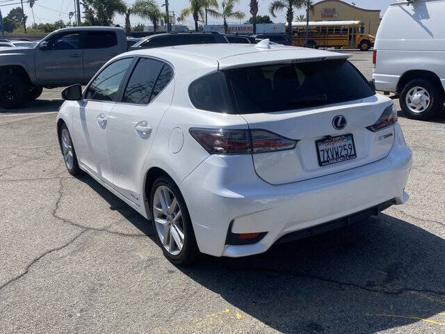 2017 Lexus CT 200h