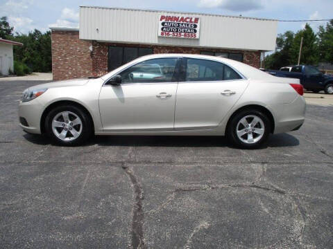 2015 Chevrolet Malibu for sale at Pinnacle Investments LLC in Lees Summit MO