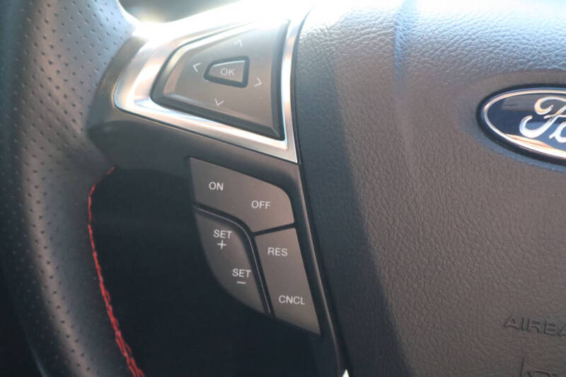 2024 Ford Edge ST-Line