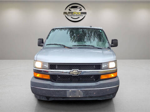 2017 Chevrolet Express LT 3500