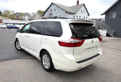 2017 Toyota Sienna