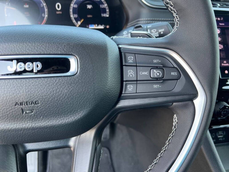 2025 Jeep Grand Cherokee Laredo X