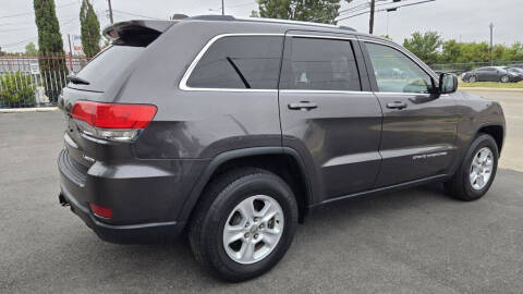 2015 Jeep Grand Cherokee Laredo