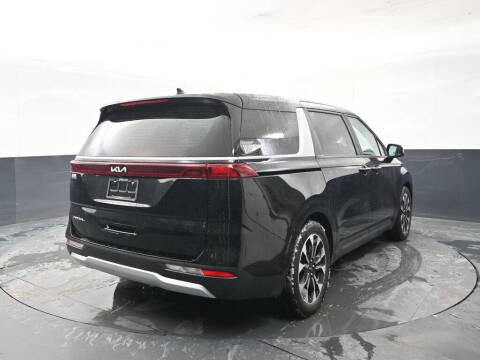 2024 Kia Carnival EX