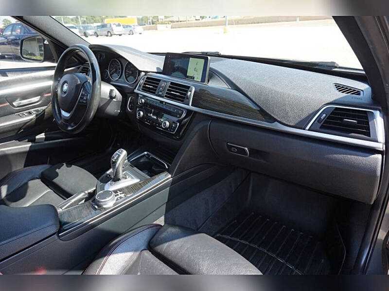 2018 BMW 3 Series 330i