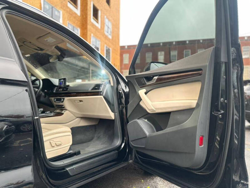 2019 Audi Q5 quattro Premium 45 TFSI