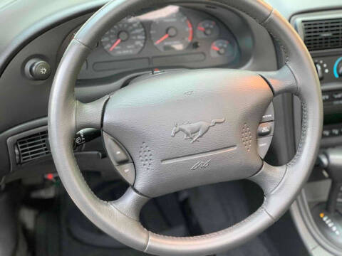 2003 Ford Mustang Premium