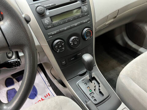 2009 Toyota Corolla LE