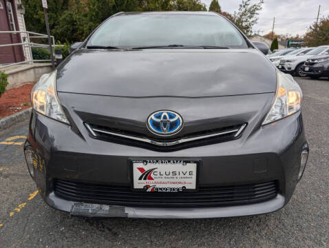 2012 Toyota Prius v Three