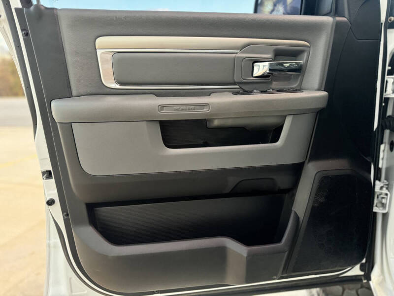 2016 RAM 1500 Big Horn