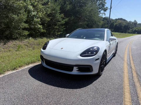 2017 Porsche Panamera