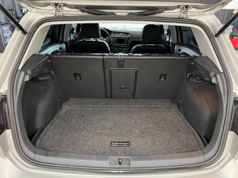 2020 Volkswagen Golf TSI