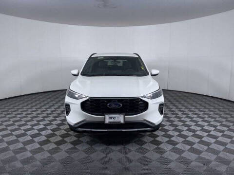 2026 Ford Escape Hybrid ST-Line Select