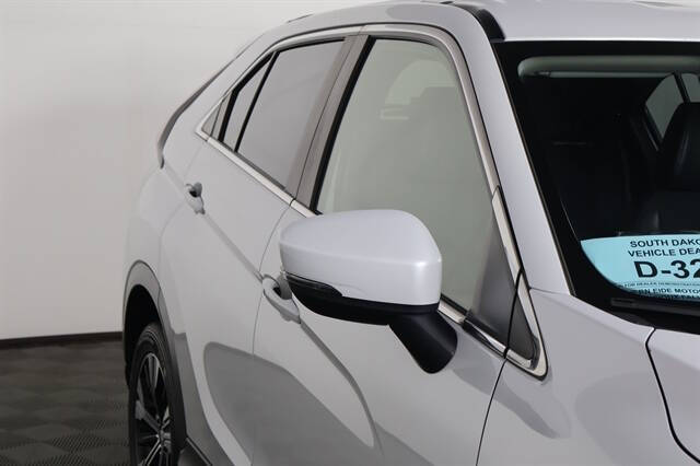 2022 Mitsubishi Eclipse Cross SE