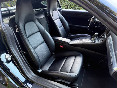 2016 Porsche Cayman Black Edition