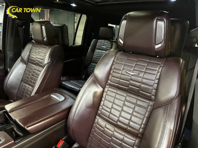 2022 Cadillac Escalade ESV Premium Luxury Platinum