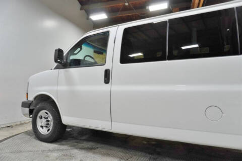 2016 Chevrolet Express LT 3500