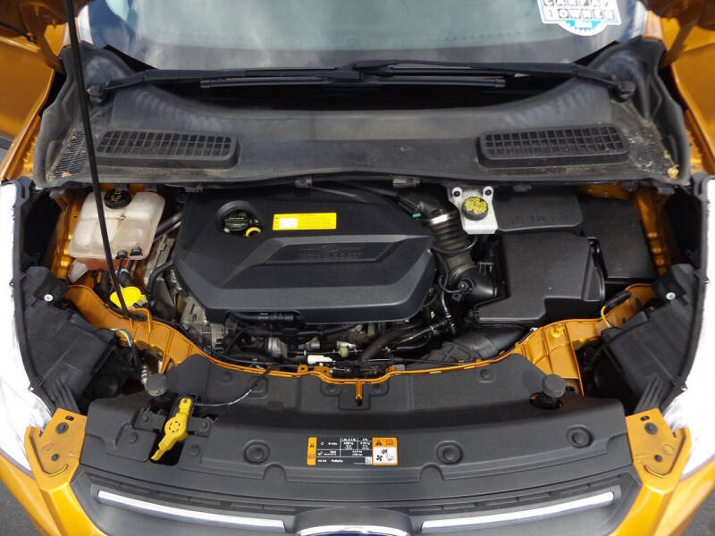 2016 Ford Escape SE