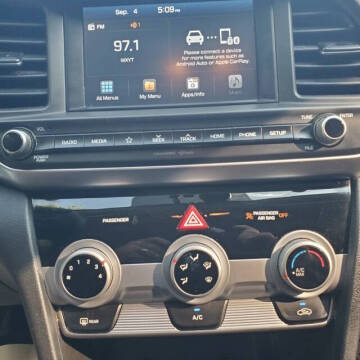 2019 Hyundai Elantra