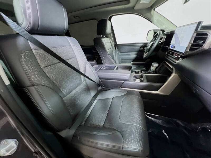 2024 Toyota Tundra Limited HV