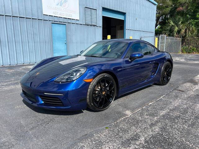 2024 Porsche 718 Cayman Style Edition