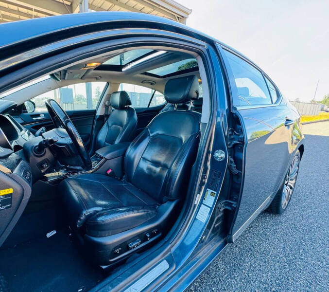 2014 Kia Cadenza Premium