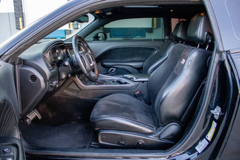 2017 Dodge Challenger T/A Plus