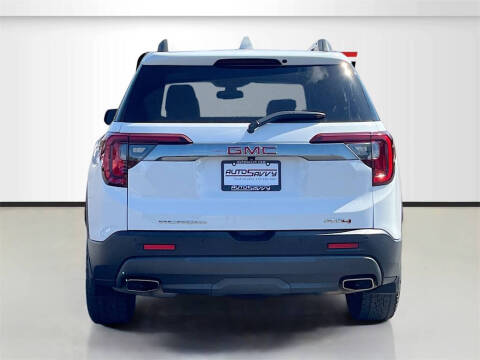2021 GMC Acadia AT4