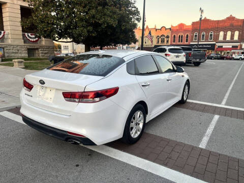 2017 Kia Optima LX