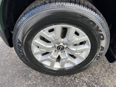 2023 Nissan Frontier SV