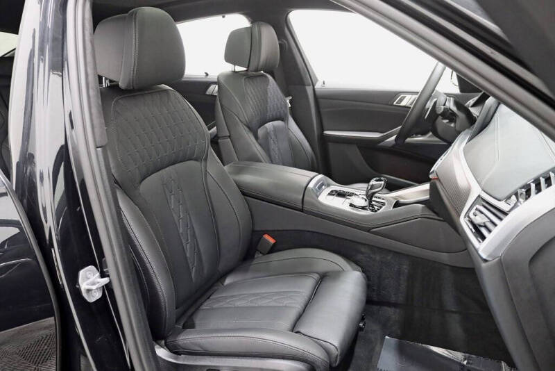 2022 BMW X6 xDrive40i