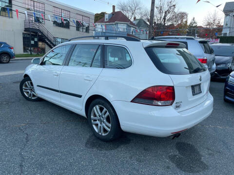 2010 Volkswagen Jetta SportWagen TDI