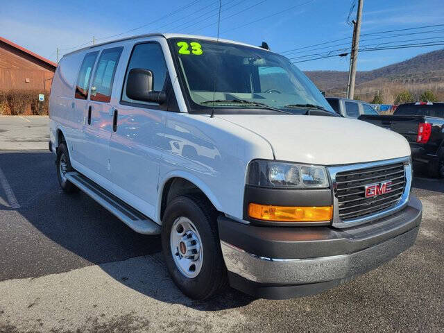 2023 GMC Savana 2500