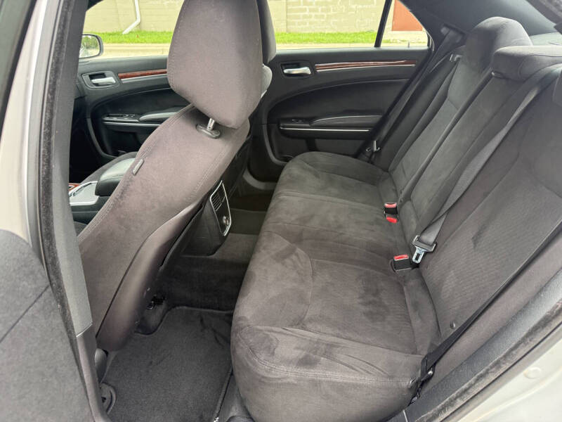 2012 Chrysler 300