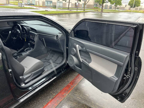 2014 Scion tC