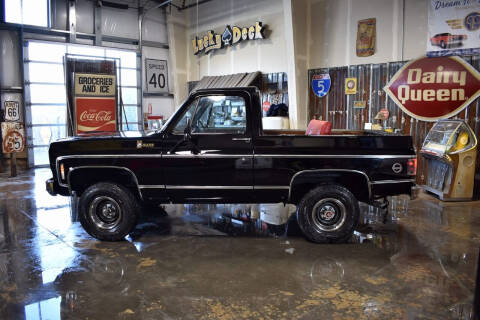 black 1976 chevy blazer